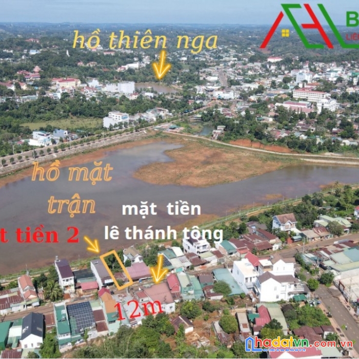 Đát nền trung tâm