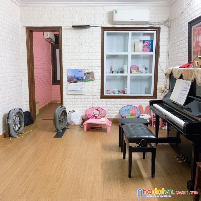 Cần bán gấp nhà tt kim liên, dt 90m2  giá nhỉnh 2 tỷ