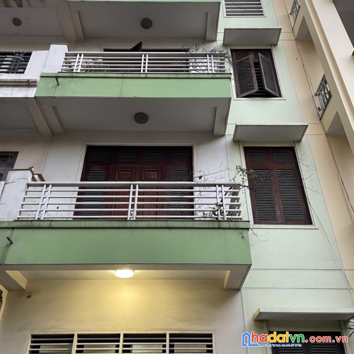 Bán nhà khuất duy tiến, ô tô tránh, vỉa hè, gần mặt phố, dt123m2, mt5,9m. 24,5 tỷ. 0338080356
