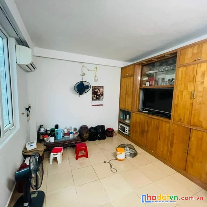 Bán nhà đê la thành quận đống đa 6 tầng mặt tiền cực thoáng ở ngay gần ô tô kinh doanh nhỉnh 3 tỷ