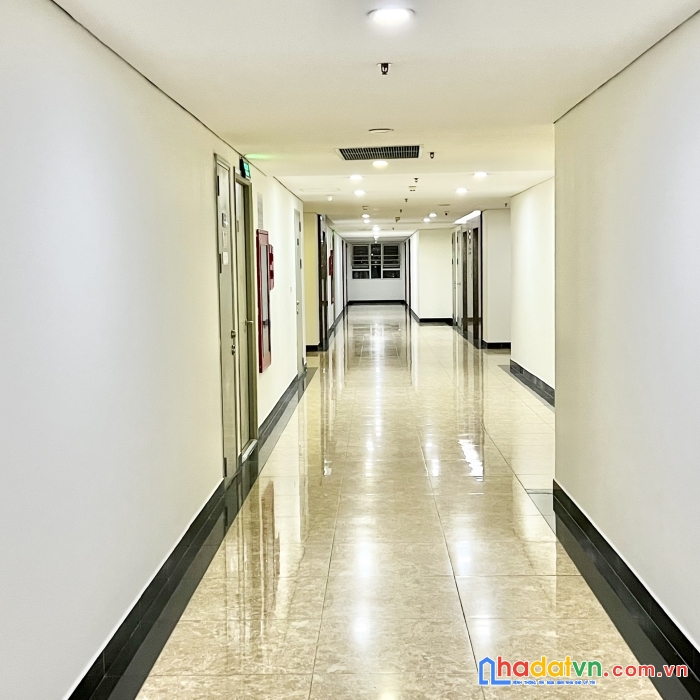 Bán căn góc victoria văn phú 116m2, 3 ngủ, hướng đn,ô tô, full nội thất.