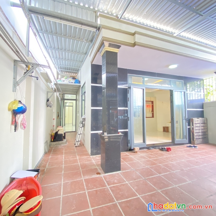 Bán nhà 127m2 chỉ 2 tỷ cách biển nha trang 4km