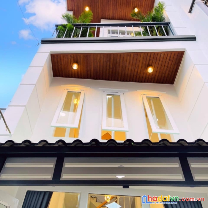 Tân bình nhà đẹp, 4 tẩng, 43m2, tặng hết nội thất.