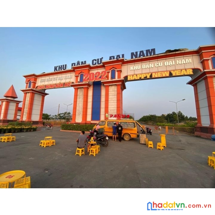 Bán rẻ lô đường chính đại nam, gần trung tâm thương mại, kinh doanh tốt