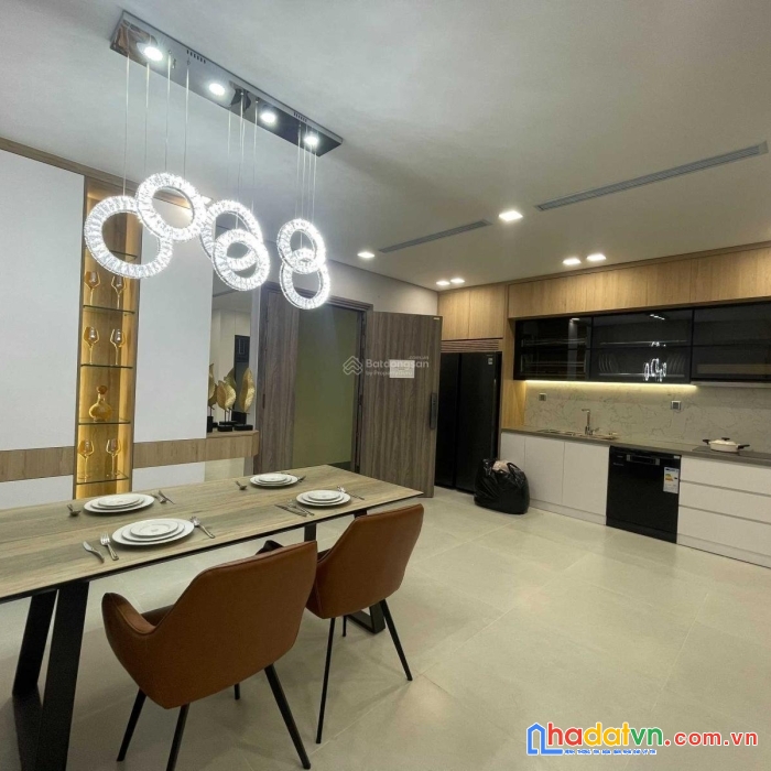 Mua căn hộ hiếm tặng gói nội thất 250 triệu chung cư khai sơn city long biên