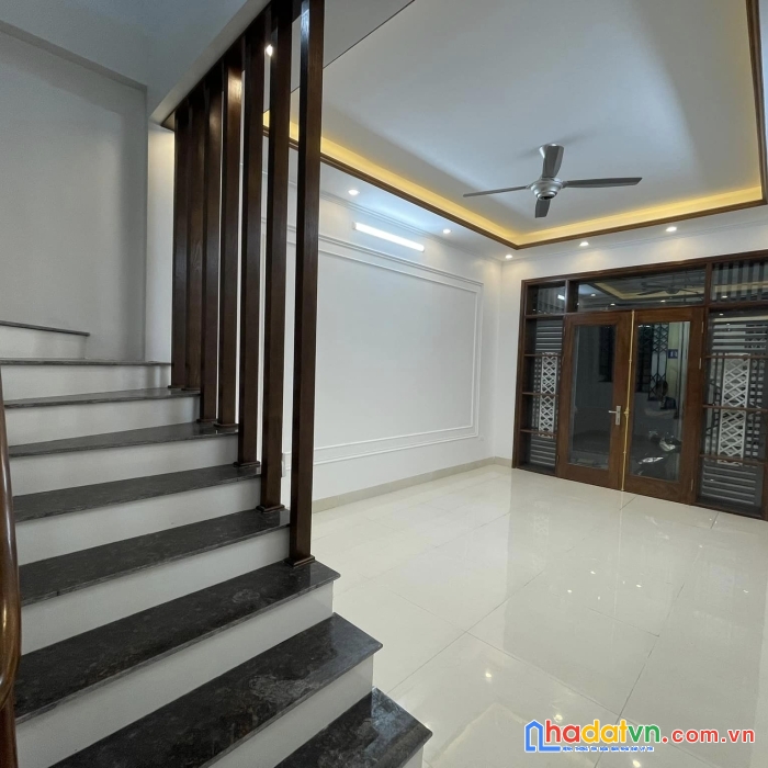 Bán nhà phố nguyễn đức cảnh - đẹp như khách sạn 5 sao - 55m2 x 4 tầng - giá đẹp 5.8 tỷ