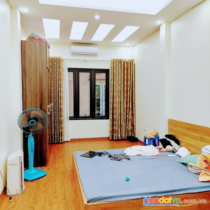 Bán nhà quận hai bà trưng, phường đồng nhân, 25m2, 4 tầng, chỉ 2.3 tỷ