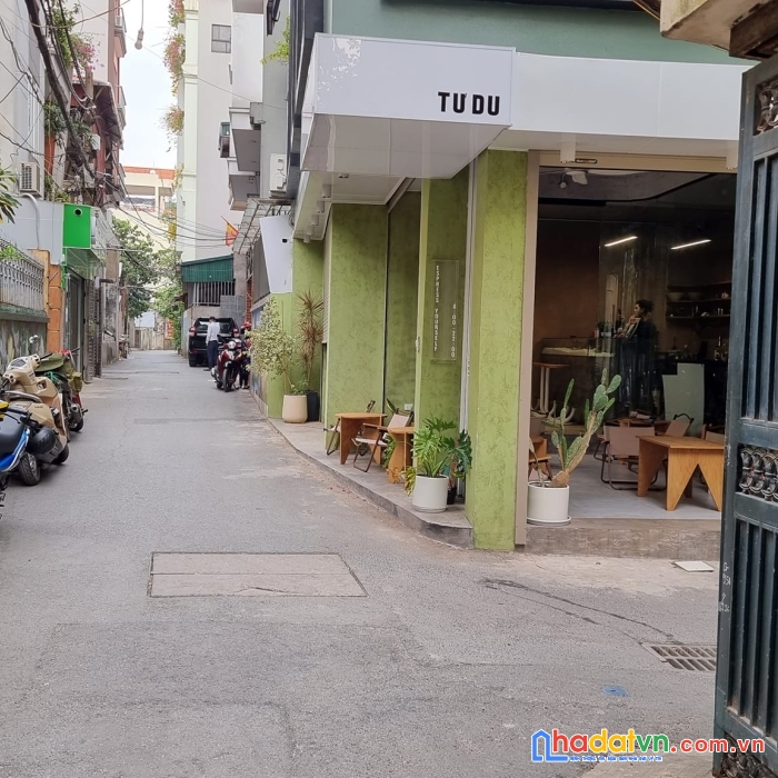 Bán lạc long quân,tây hồ,ô tô, kd,cách hồ tây 20m,dt46m2-4tầng,mt3.6m,giá:5,6 tỷ