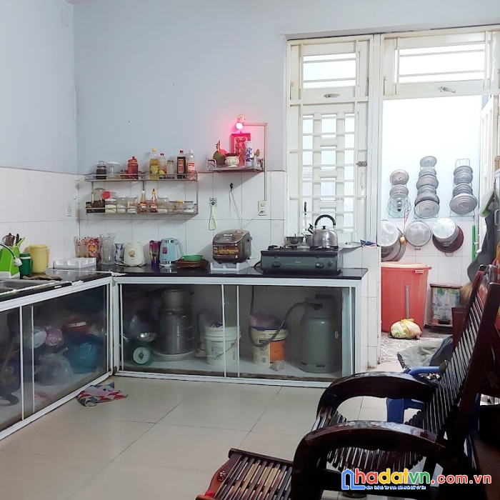 Hẻm xe hơi. bình trị đông. bình tân.
