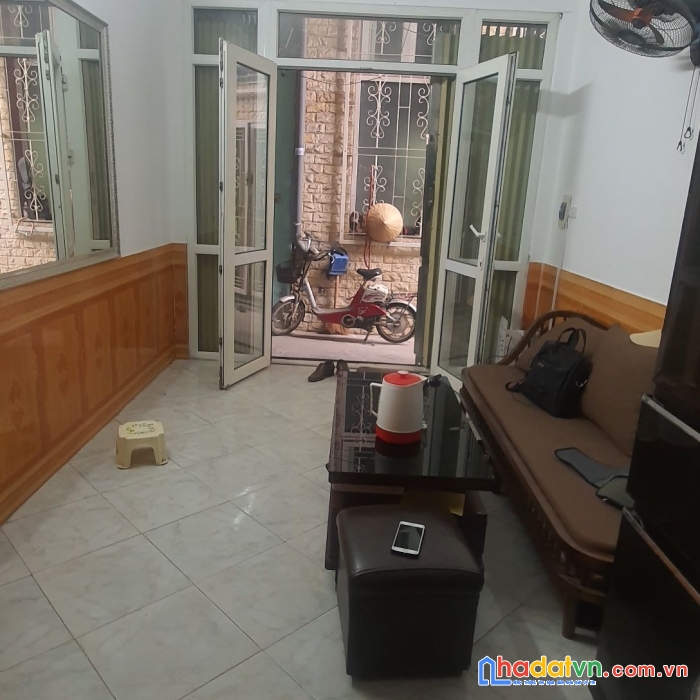 Bán nhà ngõ 271 bùi xương trạch ngõ 3 gác tránh