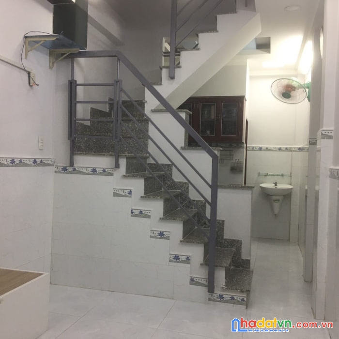 Bán nhà huỳnh văn chính, tân phú, dtsd 30m2, nhỉnh 2 tỷ