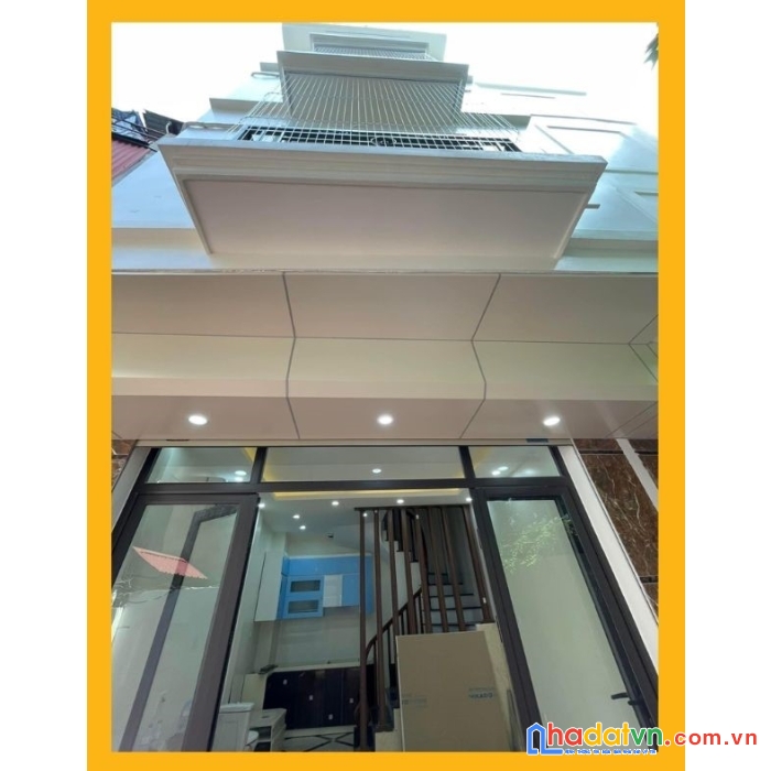 Hiếm, hồ ba mẫu 3 mặt thoáng sáng, mặt tiền 5.5m, dt37m2 x 5t, 4 tỷ.