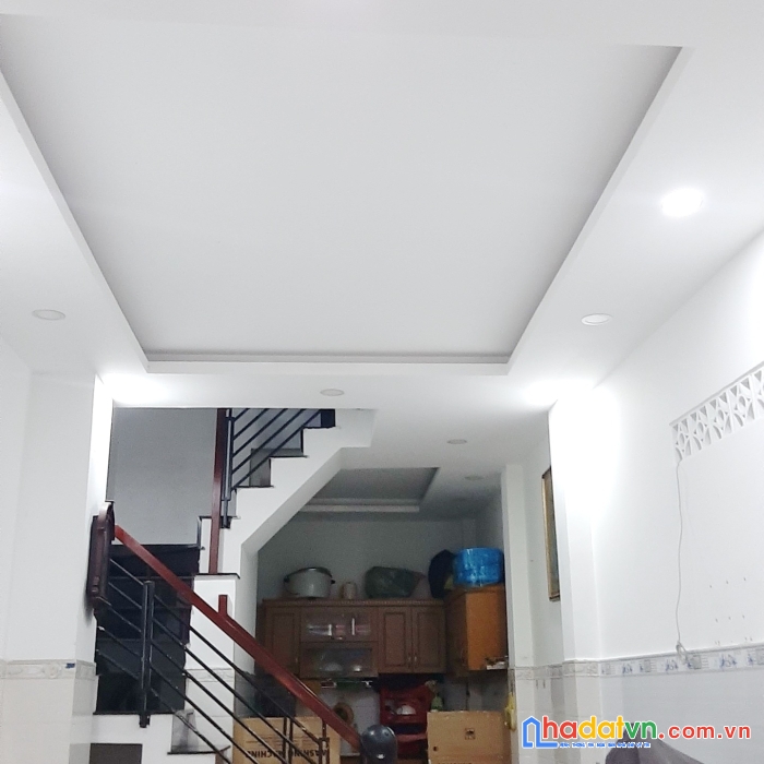 Nhà 4 tầng mới xây dựng đường ba đình p8q8. giá 5,5 tỷ tl