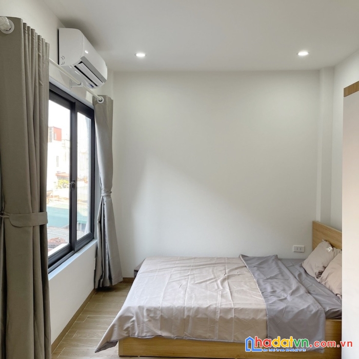 Bán nhà phố lê duẩn, sát ô tô, 6 tầng, 9 căn hộ khép kín, dòng tiền 600tr/ năm chỉ 7 tỷ