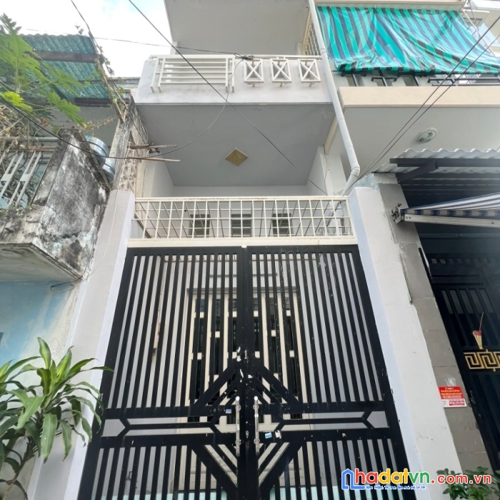 Nhà mới 4 tầng hẻm xe hơi đường hưng phú p10q8 giá : 4.85 tỷ