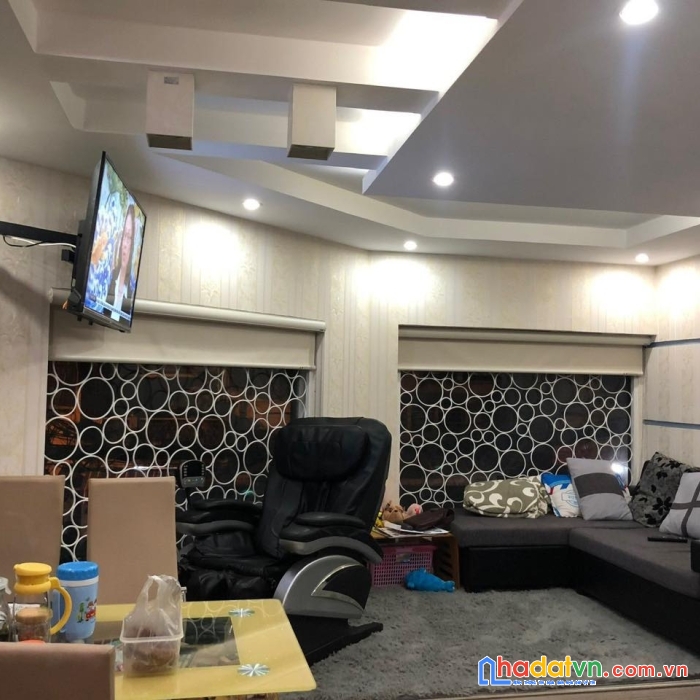 Bán nhà mặt tiền lò siêu quận 11 - 6 tầng btct - 4.5m x 12.5m - giá 9 tỷ 8 tl