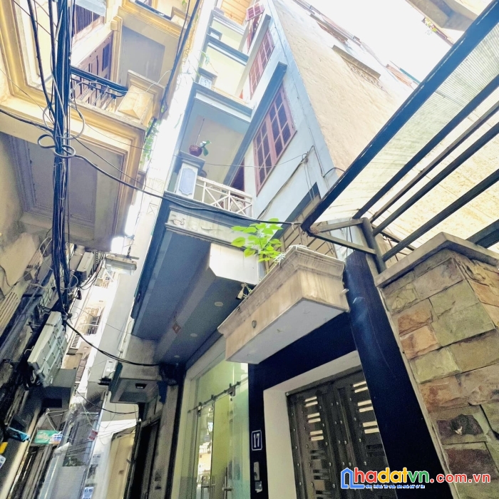 Bán nhà nguyễn trãi, thanh xuân lô góc 5 tầng 60m2 chỉ nhỉnh 4 tỷ
