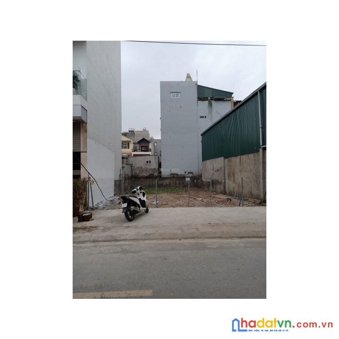 Bán đất trâu quỳ 136m2 -phố nguyễn khiêm ích 22m tặng nhà c4. 098285280
