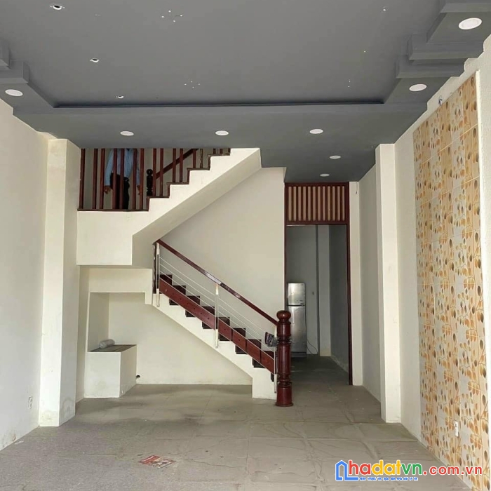 Bán nhà 4 tầng nguyễn thị minh khai thành phố nha trang khánh hòa