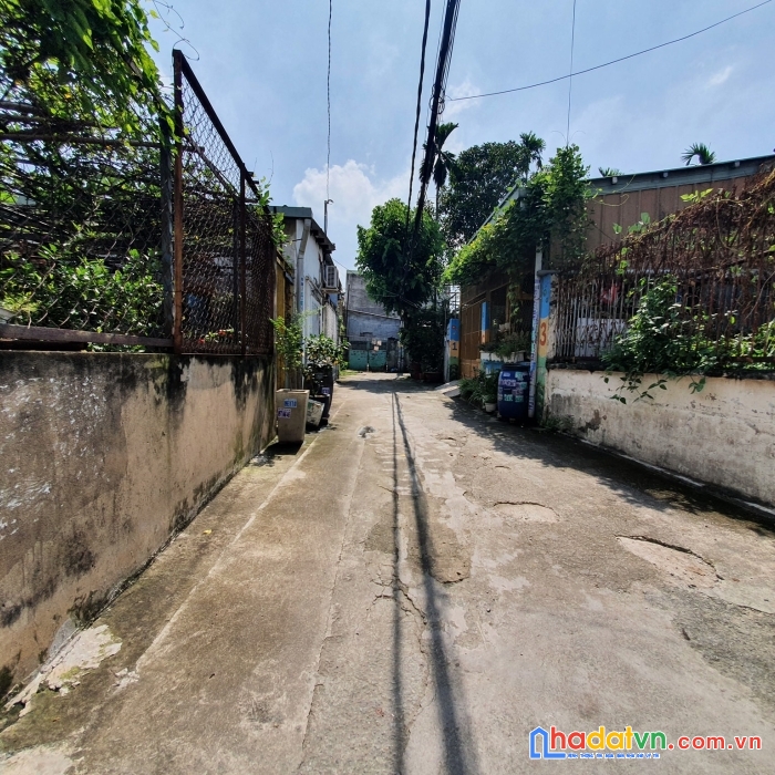 Siêu rẻ linh xuân - 62m2 - full thổ cư - không quy hoạch - chỉ nhỉnh 2 tỷ tl.