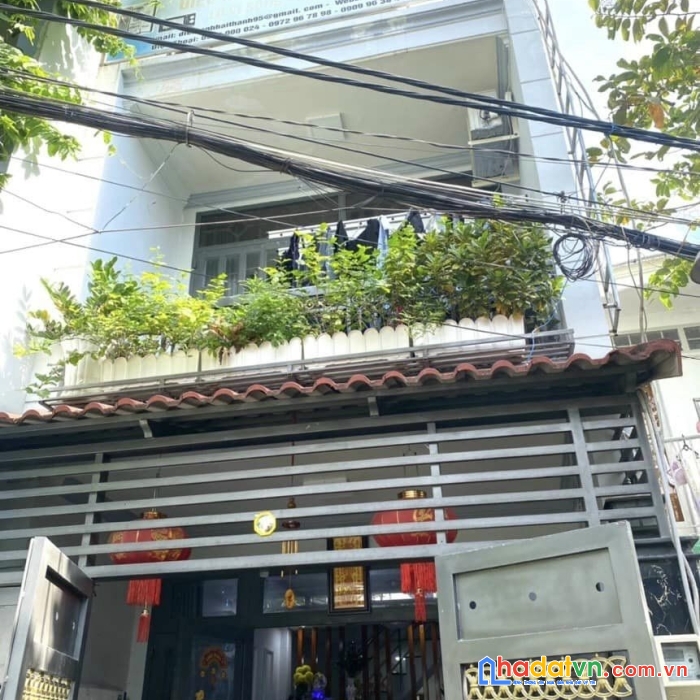 Siêu phẩm chốt ngay trước tết - nhà đẹp quên lối về ngang 4m-hẻm xe tải đậu trước nhà