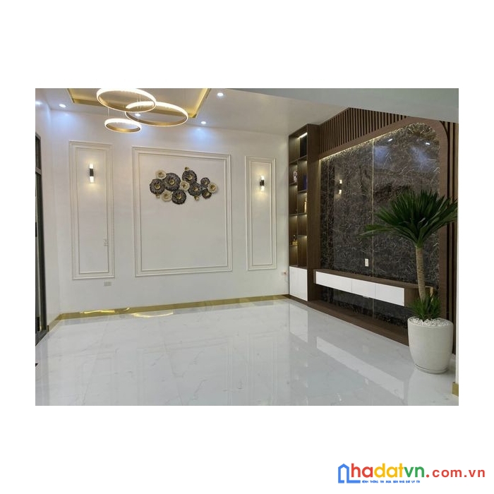 Bán nhà tại ngã 4 hồ swen - gần aone mall