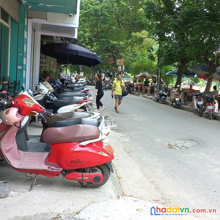 Bán nhà lô góc mặt phố chùa láng đống đa - view hồ - 7 tầng thang máy 130m2 chỉ 72 tỷ