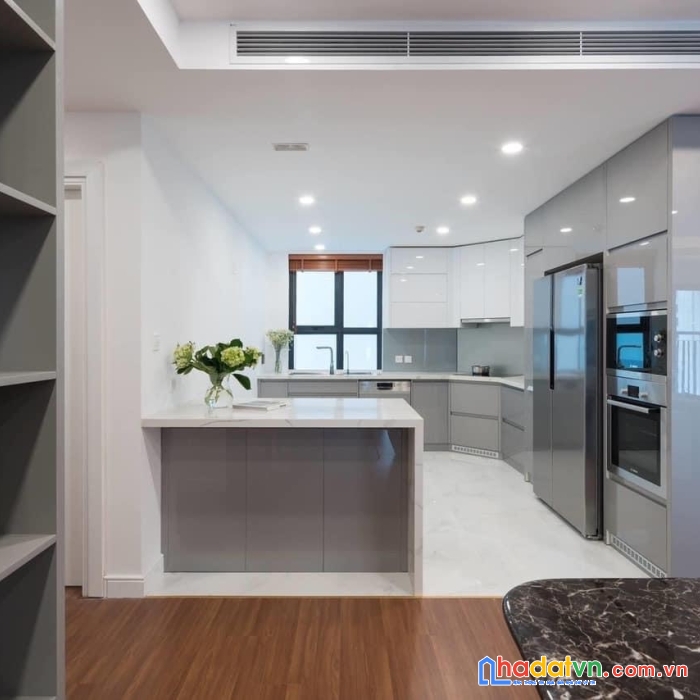Chính chủ bán căn hộ 4 phòng ngủ goldmark city, full nội thất cao cấp, giá 6 tỷ