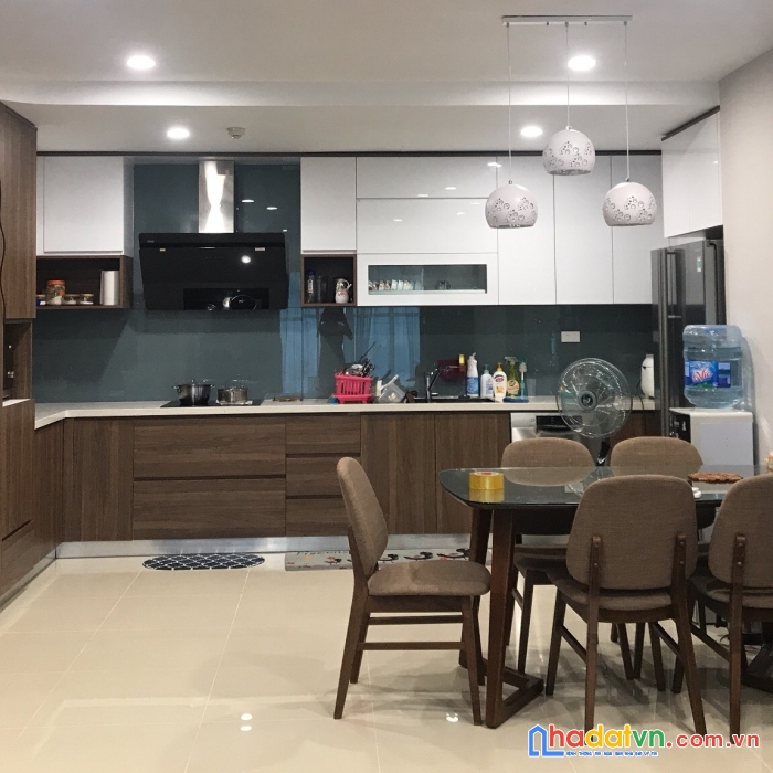 Chính chủ bán căn 3 ngủ goldmark city, full nội thất cao cấp giá chỉ 35tr bao phí