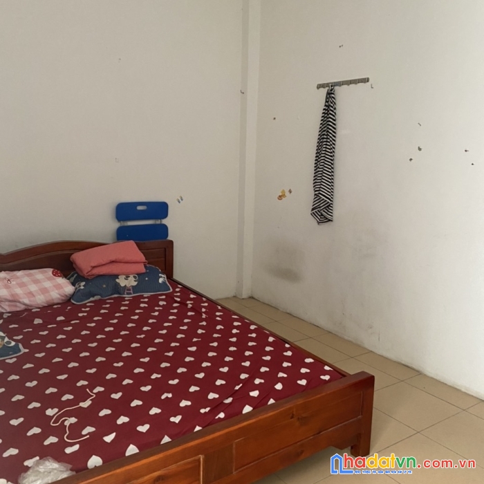 Nhà nguyên căn 3 tầng sàn 40m2 trong ngõ đồng nội 1 - đông mỹ - cần cho thuê đủ đồ 4tr