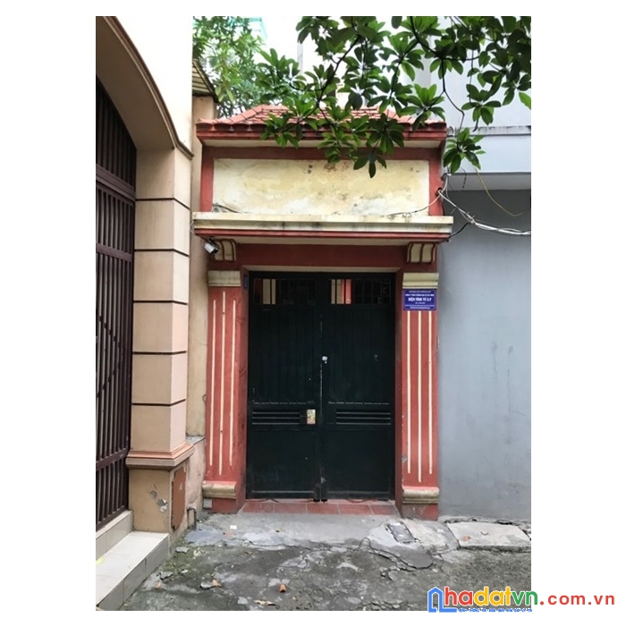 Nhà phố thành công, hai mặt thoáng, trước nhà rộng thoáng, yên tĩnh.