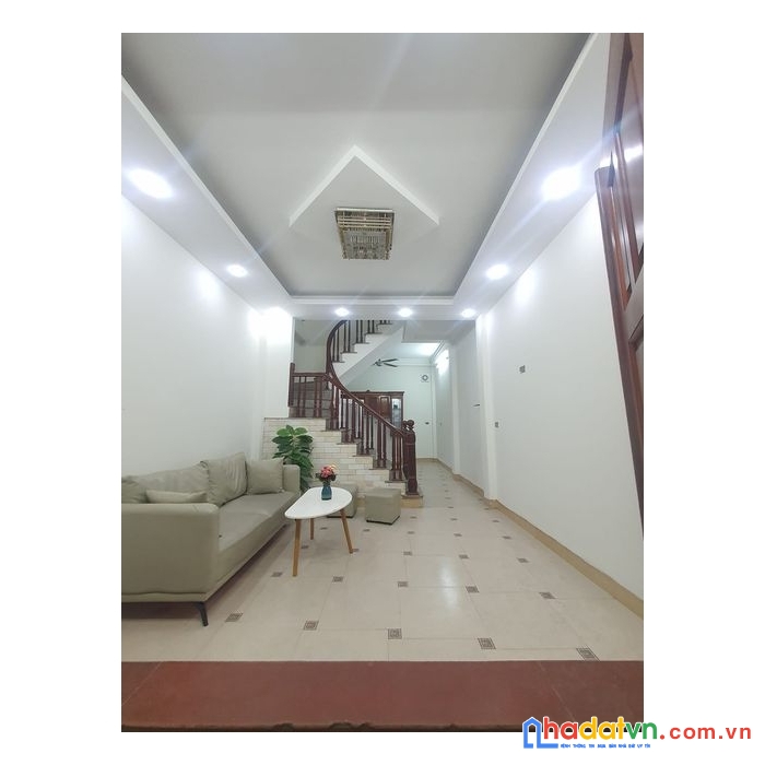 Bán nhà hồ tùng mậu - dân xây - kinh doanh - dt: 38m - 5 tầng - 6 ngủ.