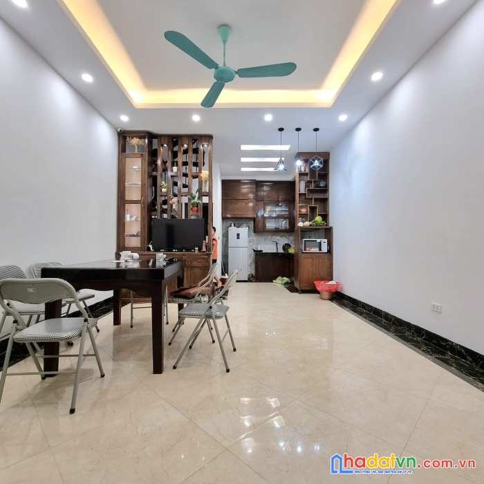 Nhà hiện đại hxh nguyễn trọng tuyển, tân bình 63m2 giá 4.4 tỷ full nội thất