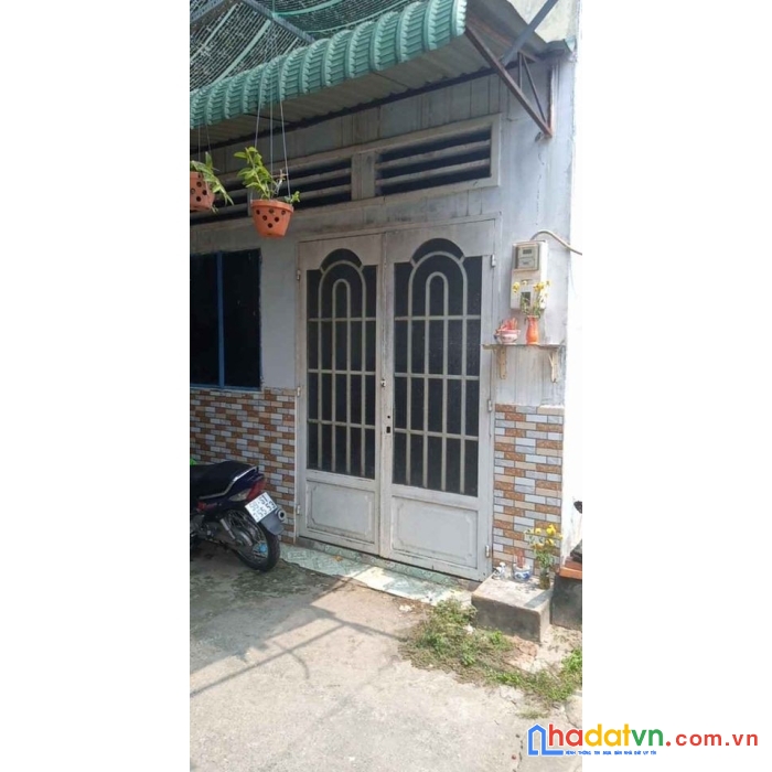 Chính chủ bán gấp nhà ở hóc môn 12/2d ấp thới tây 1 xã tân hiệp hóc môn