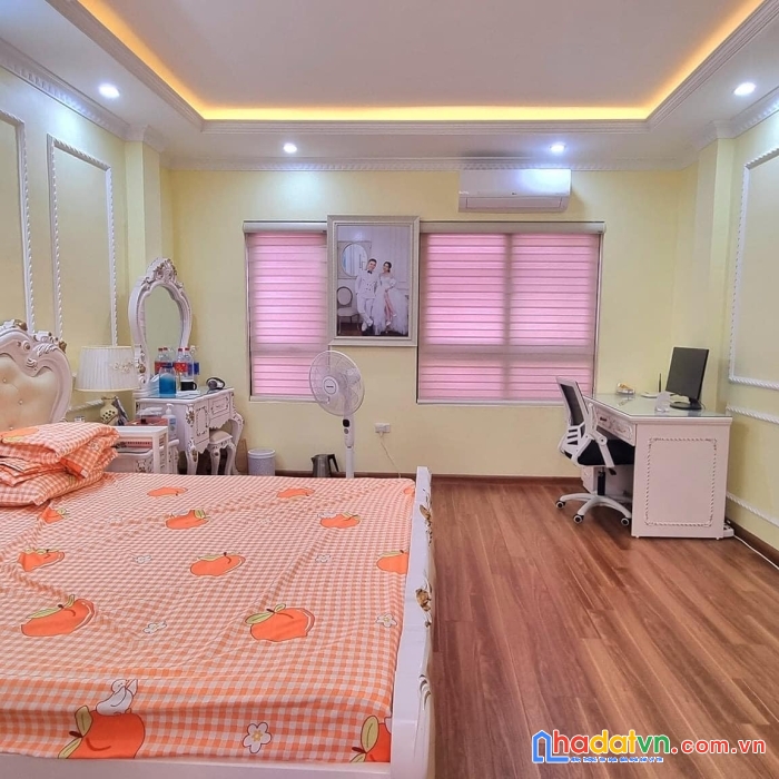 Bán nhà cầu giấy - 2 thoáng - tặng full nội thất - 36m, 5 tầng, 3 ngủ master chỉ hơn 4 tỷ.