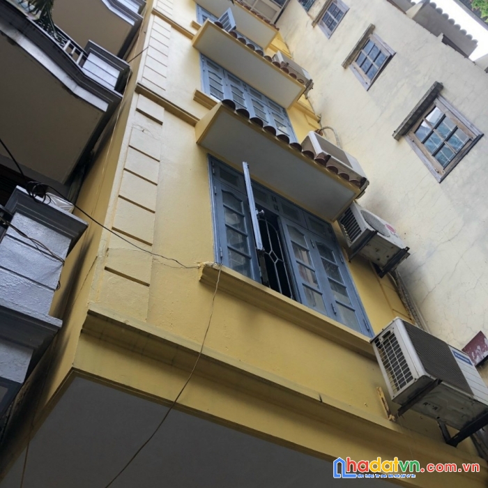 Bán nhà giang văn minh ba đình gần  phố  dt 22m2 6 tầng mt 3,4 m giá 3 tỷ lh huyên77