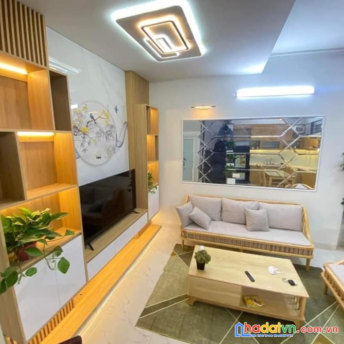 Bán nhà xuân la-32m-đi bộ ra hồ-full nội thất-chỉ 3 tỷ