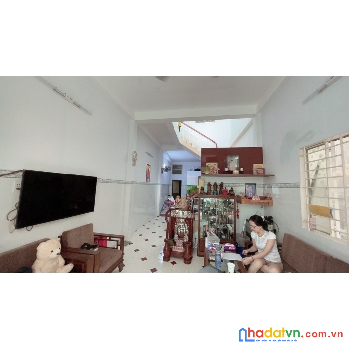 Nhà bán lý thái tổ,p9,quận 10, 1trệt 1 lầu, 4.3 x17m - 89tr/m2 - 104m2