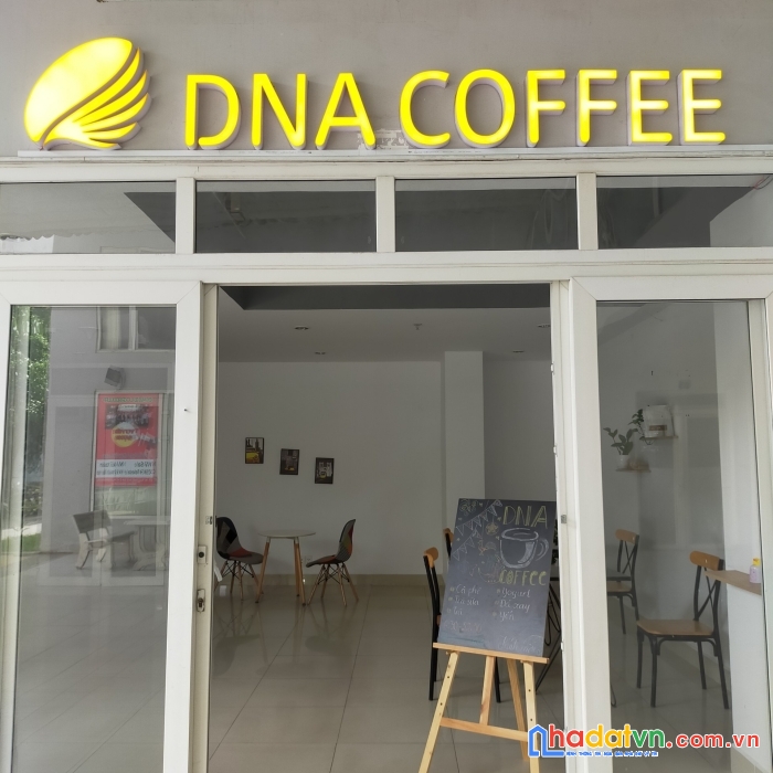 Cần sang nhượng gấp quán cafe 1 trệt, 1 lầu, có bãi đậu xe, bảo vệ