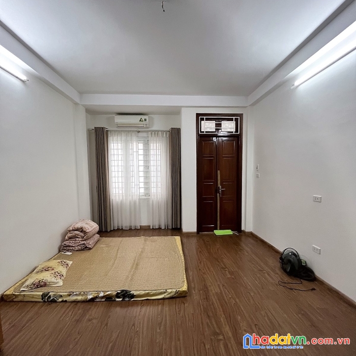Bán nhà nguyễn lương bằng, đống đa, dân xây, mới, ở thích, giá tốt, 40m2x5 tầng, chỉ 5.15 tỷ