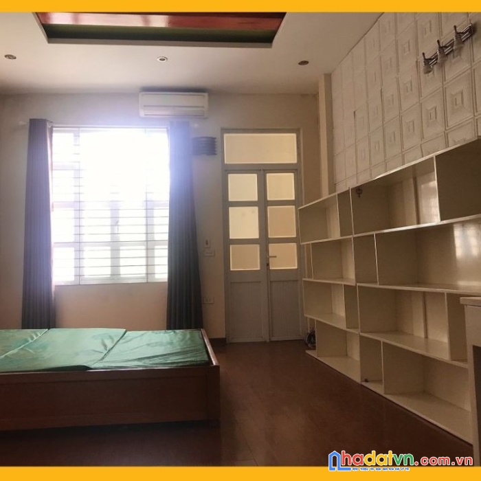 Gấp lắm rồi, trương định 2 mặt thoáng có sân để xe, dt32m2 x 4 tầng, mt4m, 2.9 tỷ.