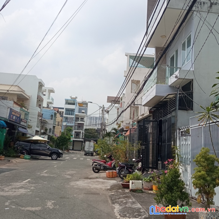 Bán nhà 3 tầng 42m2 đường số tân quy, quận 7, giá chỉ 7 tỷ