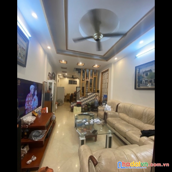 Bán nhà hiếm , nguyễn trãi ,thanh xuân 5 tầng 7 ngủ ,giá 2.8 tỷ.