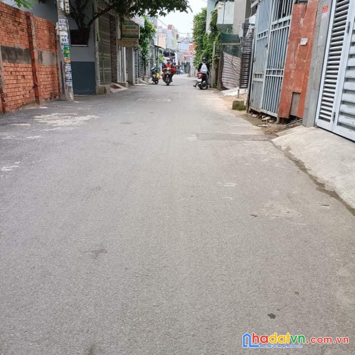 Hẻm xe hơi thông thoáng, 4.4 x 10m, 3.85 tỷ