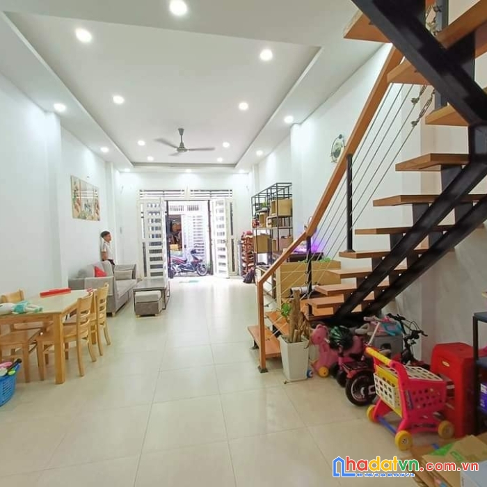 Bán nhà hẻm xe tải nhỏ, 2 tầng, 4.5 x 13.2m, hương lộ 3, phường bình hưng hòa, quận bình tân.