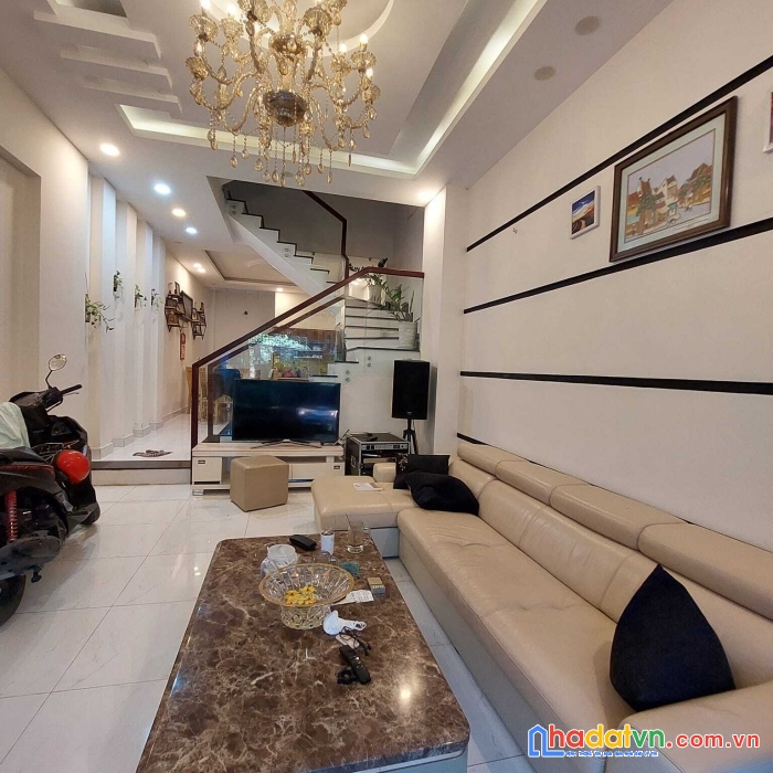 Bán nhà hxh ql13, hiệp bình phước, thủ đức, 80m2 btct 4 tầng, giá 6.3 tỷ