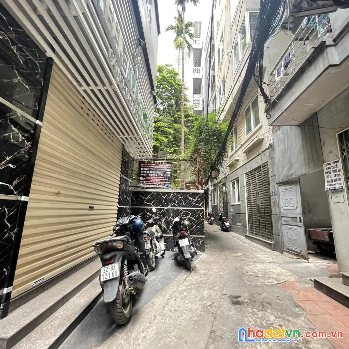 Bán nhà đống đa – gần phố - 1 ngoặt vào nhà – ngõ thông – ba gác tránh. dt40m * 5 tầng - mt4m –