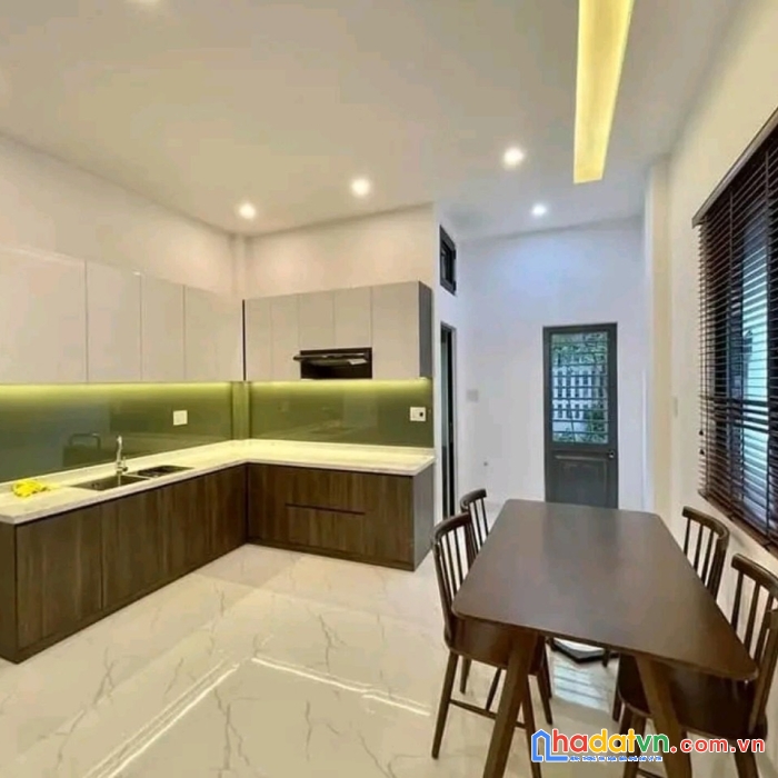Quận hải châu. cần bán nhanh nhà 2 tầng 3 pn. giá chỉ hơn 5 tỷ.