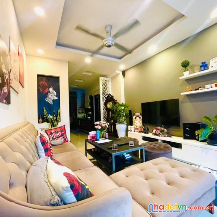 Bán nhà kim mã, quận ba đình 80m2 3t 6 tỷ kinh doanh, giá quá rẻ 0912288365