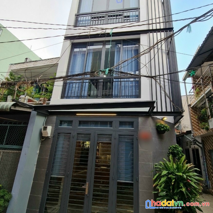 Nhà đẹp, trần hữu trang, 4 x 9m, 2 lầu, 4pn, 4.8 tỷ, phú nhuận